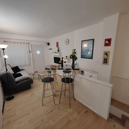 Apartman Oli ซาดาร์ ภายนอก รูปภาพ